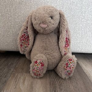 Jellycat Beige Posy Blossom Bunny